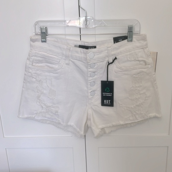 Kut from the Kloth White Heavily Distressed Frayed Denim Jane Shorts Size 4 NWT - Picture 3 of 4